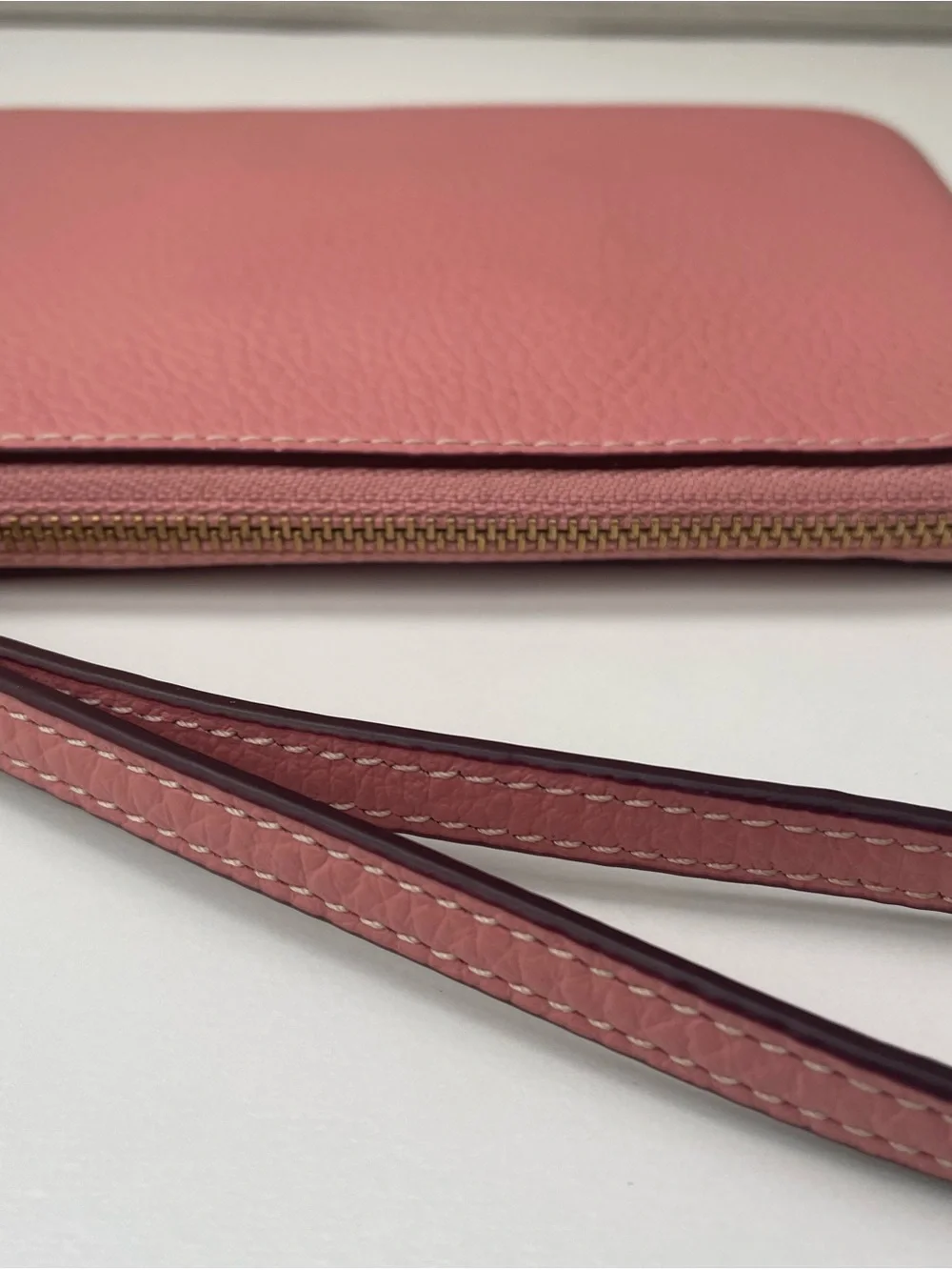Coach wristlet pink